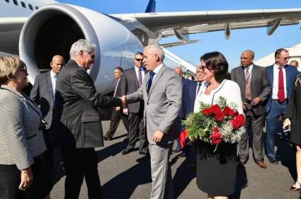 El Presidente cubano arribó a esta ciudad al filo de las diez de la mañana (hora local) para dar cumplimiento a una intensa agenda de trabajo.