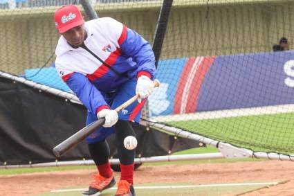 Beisbol entrenamiento Santiago de Chile 2023