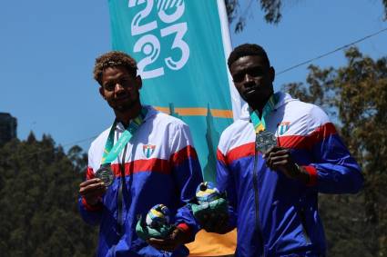 Reidy Cardona y Carlos Ajete, miembros del equipo cubano de remo