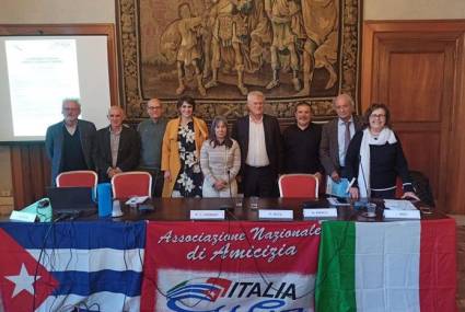 Donación de la Asociación Nacional de Amistad Italia-Cuba