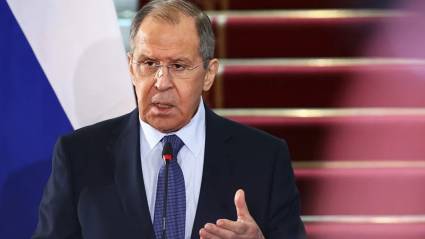 Estados Unidos destruye Europa, pero sigue comprando materiales y uranio a Rusia