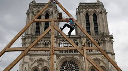 Trabajos de restauración en la catedral de Notre Dame
