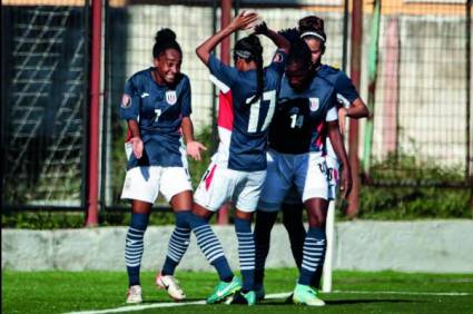 Las cubanas dominaron 4-1 a Santa Lucía