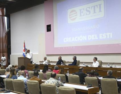 Equipo de Servicios de Traductores e Intérpretes (ESTI)