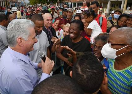 Presidente de Cuba visitó sitios de interés en Pinar del Río