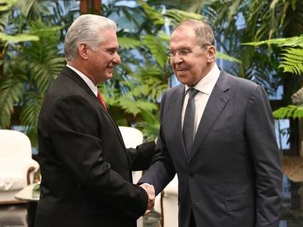 Miguel Díaz-Canel Bermúdez y Serguéi V. Lavrov