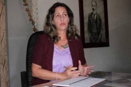 Ministra de Educación, Naima Trujillo