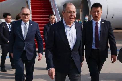 La reciente visita del canciller ruso a Beijing