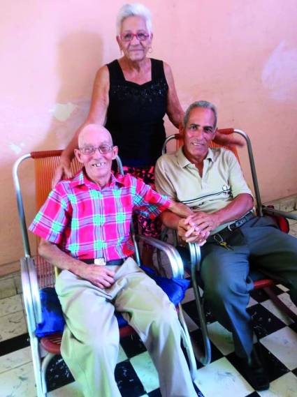 Eva, Gerardo (izquierda) y Fidel.