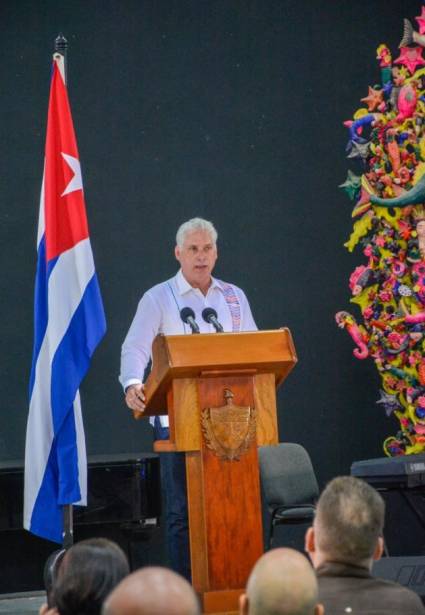 Presidente Miguel Díaz-Canel en el acto