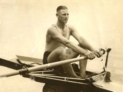 El remero australiano Henry Pearce