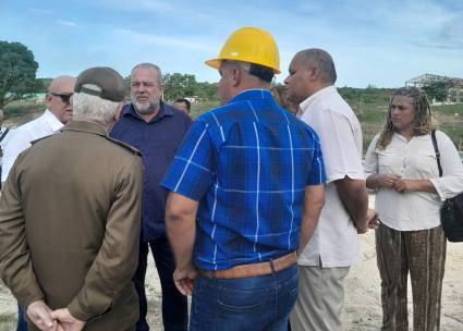 Primer Ministro recorre centros económicos de Sancti Spíritus