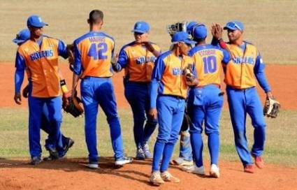 Sancti Spiritus empata la subserie frente a Vegueros