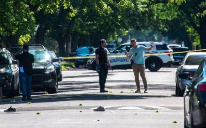 La policía investiga el tiroteo de Detroit.