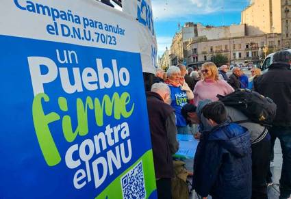 Argentinos rechazan decreto de Milei