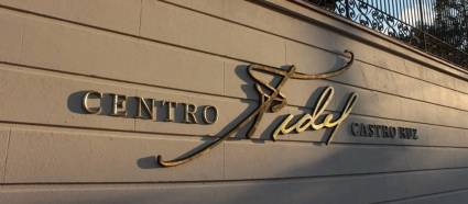 Fidel Castro Center Pays Tribute to Historic Leader