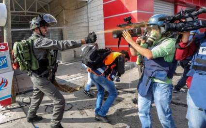 Fuerzas israelíes han detenido a al menos 43 periodistas desde el pasado mes de octubre