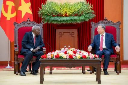 Cuba y Vietnam