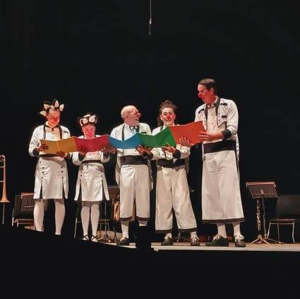 La compañía Teatro Tuyo ha recorrido un largo camino, pero a este colectivo siempre lo distingue la inteligencia y la poesía