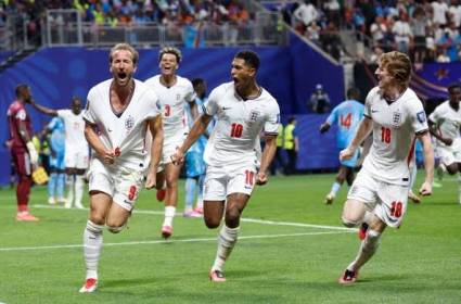 Harry Kane marcó un doblete