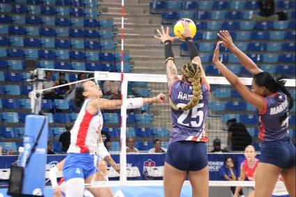 Cuba tercera en preolímpico de voleibol femenino