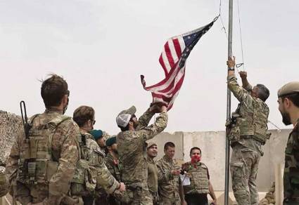 EE. UU. anuncia retirada total de Irak como «misión cumplida»