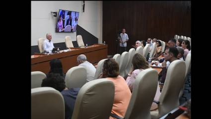 Reunión con expertos.jpg