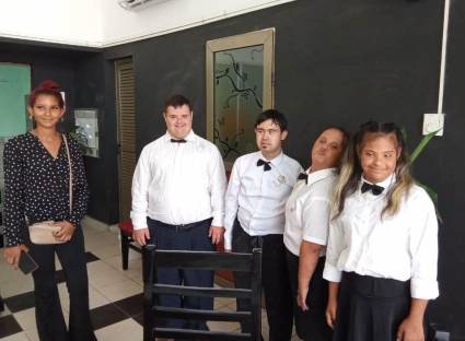 Café Literario de Santa Clara por darle la oportunidad a nuestros jóvenes de la ACPDI