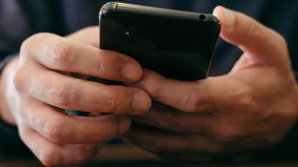 ¿Enfermedades transmitidas a través de los móviles?