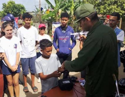 En el reparto camagüeyano La Belén, la Red Juvenil Comunitaria ha derrochado creatividad y entusiasmo.