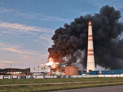 Termoeléctrica Santa Cruz.jpg