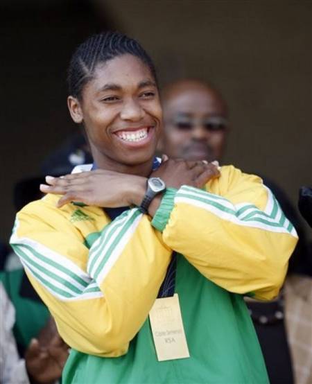 Caster Semenya es sometida a pruebas para verificar su sexo