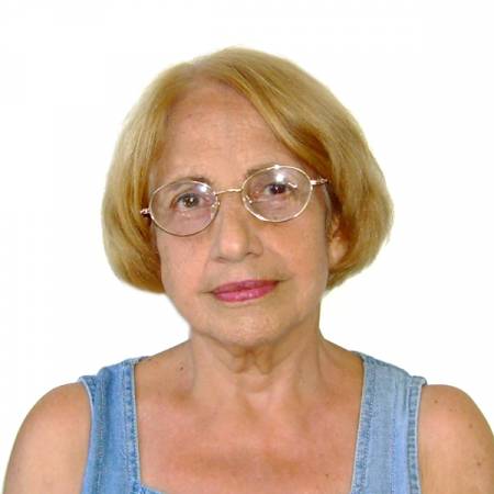 María Elena Llana 