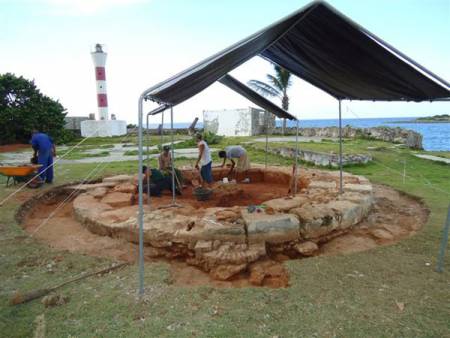 Base del torreón y atalaya