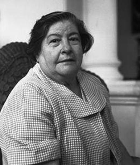 Amelia Peláez del Casal, conocida en la cultura cubana y universal  como Amelia Peláez.