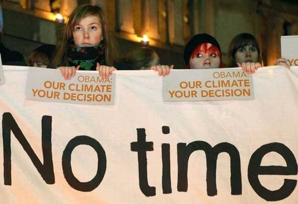 Manifestantes claman por el Medio Ambiente