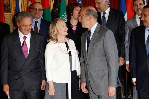 Hillary Clinton y Alain Juppé