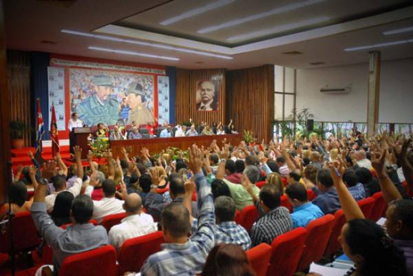 Asamblea provincial de la organización en Holguín