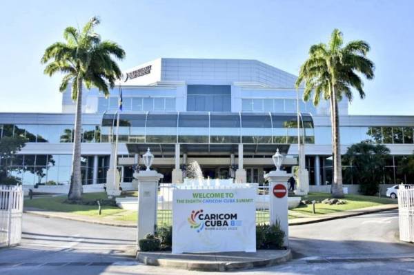 Inizia alle Barbados l’8° vertice CARICOM-Cuba, dove partecipa il presidente Miguel Diaz-Canel (+ foto, tweet, video) – Juventud Rebelde