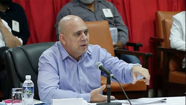 Morales advierte que el bloqueo de Estados Unidos frena las transformaciones económicas en Cuba